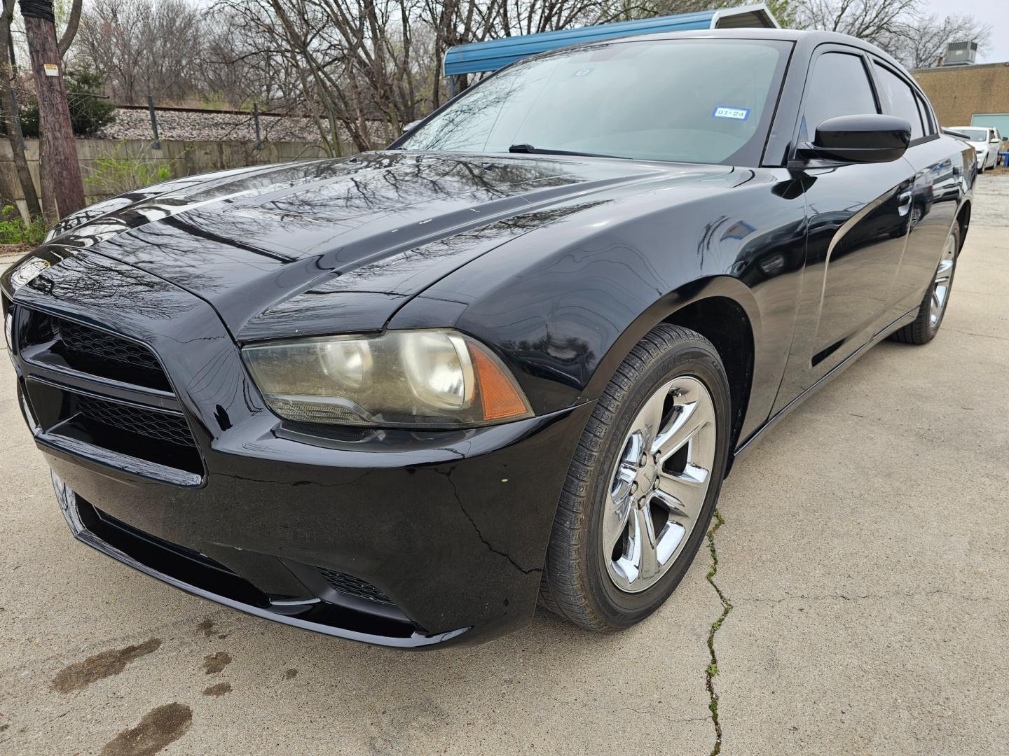 2014 Black Dodge Charger SE (2C3CDXBG6EH) with an 3.6L V6 DOHC 24V engine, 5-Speed Automatic transmission, located at 2020 East Division Street, Arlington, TX, 76011, (817) 801-3191, 32.742390, -97.076874 - Premiere Buy Here Pay Here with NO Credit Check (score) at 2020 East Division Street, Arlington, Texas, located in the center of the Dallas/Fort Worth metro area. For in-house financing in Lancaster, Waxahachie, Cleburne, Sherman, Denton, McKinney, Waco, Weatherford, Grand Prairie to Plano (along wi - Photo#27